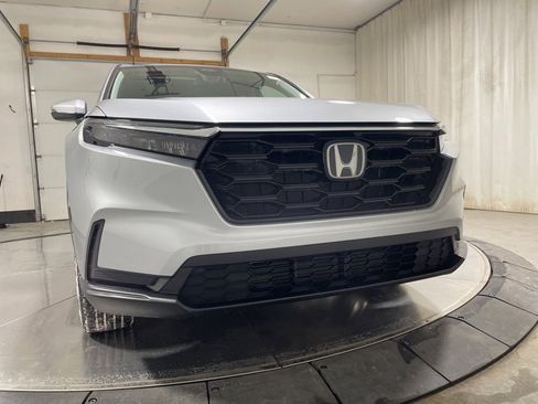 Used 2024 Honda CR-V EX image 2