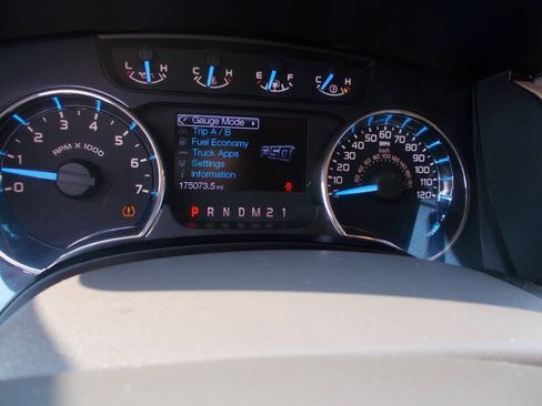 Used 2012 Ford F150 XLT w/ XLT Convenience Pkg RWD image 15