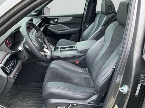 Used 2025 Acura MDX A-Spec image 12