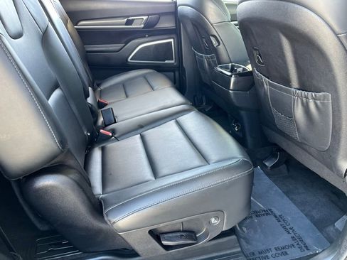 Used 2021 Kia Telluride LX FWD image 23