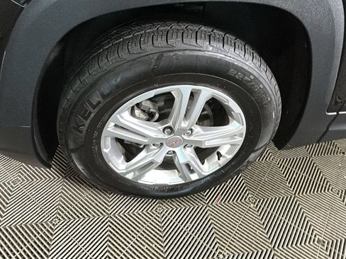 Used 2022 GMC Terrain SLE w/ Driver Convenience Package AWD/4WD image 12