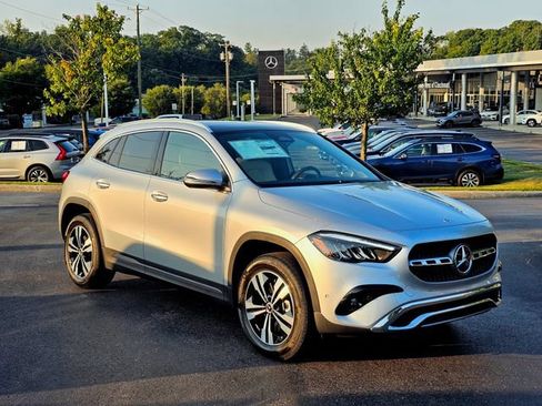 New 2026 Mercedes-Benz GLA 250 4MATIC image 1
