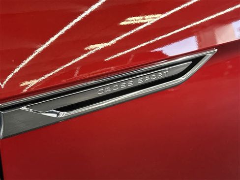 New 2025 Volkswagen Atlas Cross Sport SE image 10