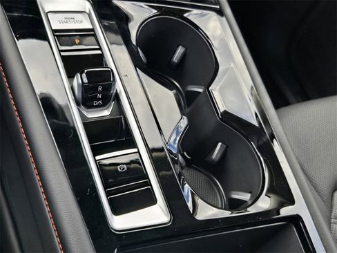 New 2026 Volkswagen Atlas Peak Edition image 11