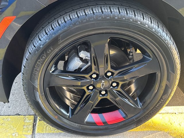 Used 2024 Chevrolet Equinox Premier w/ Redline Edition FWD image 12