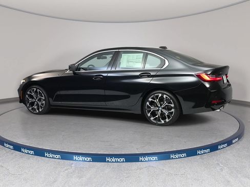 Used 2026 BMW 330i xDrive Sedan w/ Premium Package AWD/4WD image 7