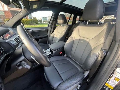 Used 2021 BMW X3 xDrive30i w/ M Sport Package AWD/4WD image 17