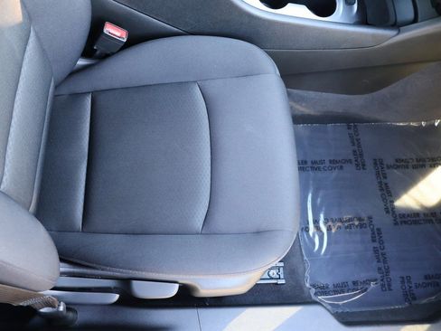 Used 2023 Chevrolet Malibu LS image 28