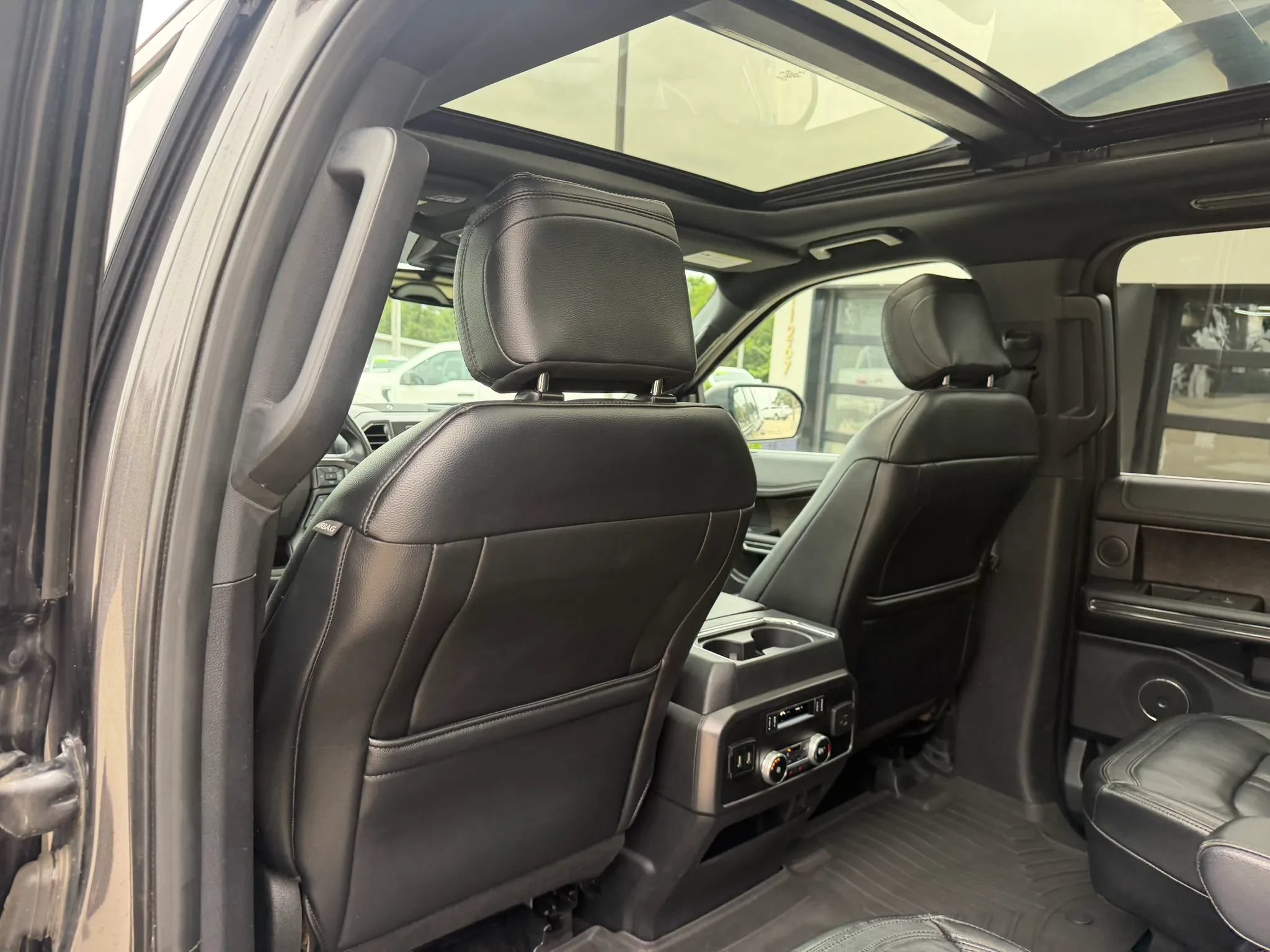 Used 2019 Ford Expedition Max Limited w/ Special Edition Package AWD/4WD image 37