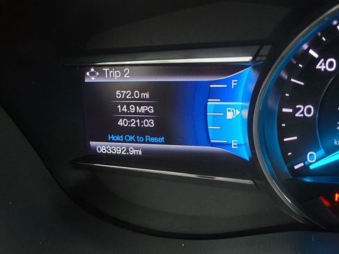Used 2017 Ford Explorer XLT w/ Equipment Group 202A FWD image 22