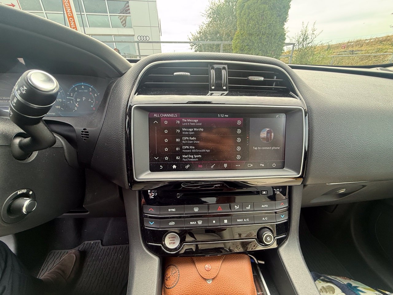 Used 2017 Jaguar F-PACE Prestige AWD/4WD image 11