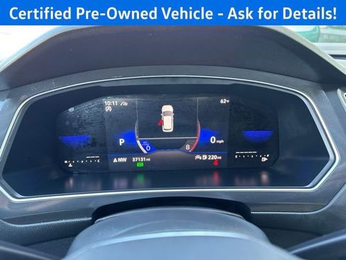 Certified 2023 Volkswagen Tiguan SE AWD/4WD image 12