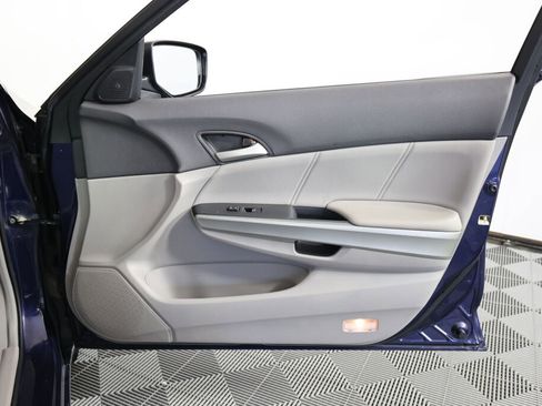 Used 2009 Honda Accord EX-L image 25