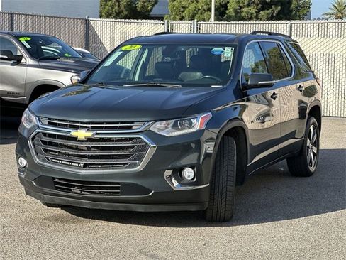Used 2020 Chevrolet Traverse LT w/ LT Premium Package image 8