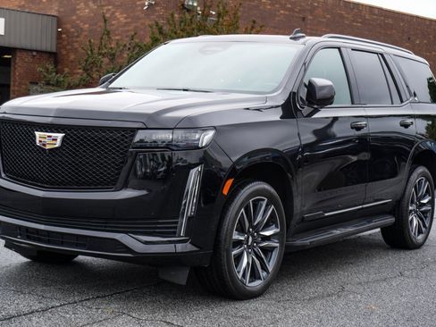 Used 2023 Cadillac Escalade Sport image 4