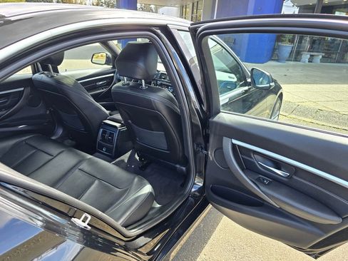 Used 2018 BMW 330i xDrive Sedan image 13