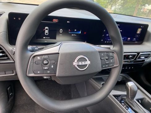 New 2027 Nissan Sentra SV FWD image 12