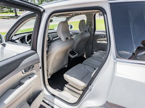 Used 2023 Volvo XC90 B5 Core w/ Protection Package Premier AWD/4WD image 37