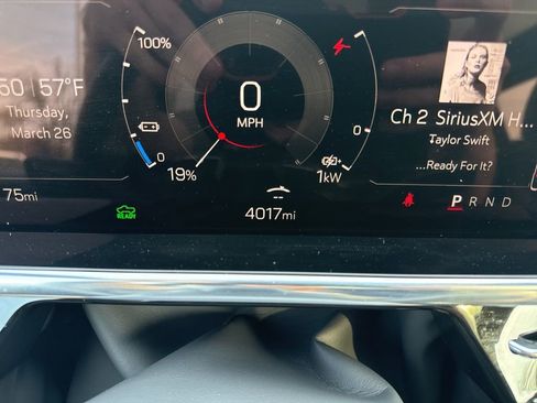 Used 2024 GMC Sierra EV Denali image 28