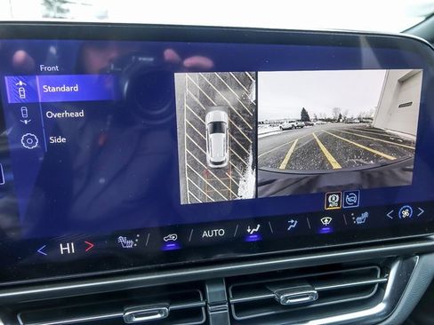 New 2026 Chevrolet Equinox EV LT image 23