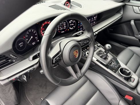 Certified 2023 Porsche 911 Carrera S RWD image 4