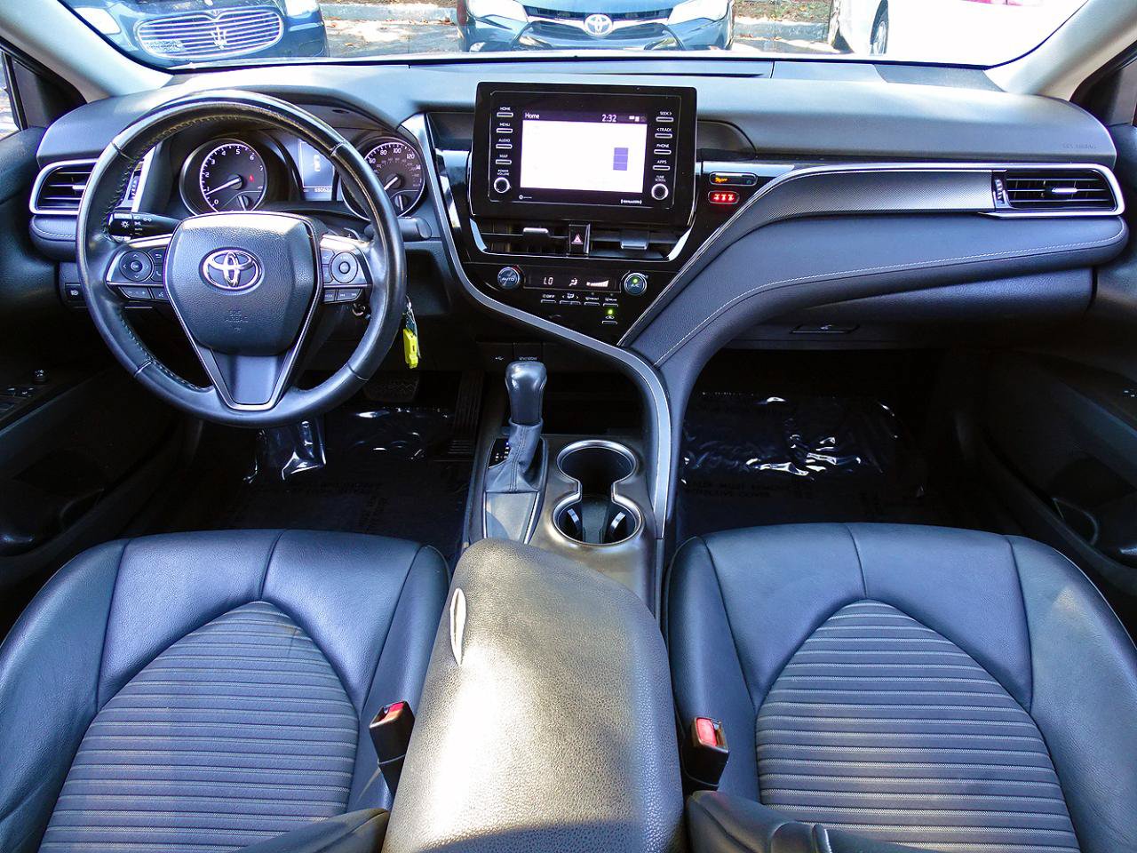 Used 2021 Toyota Camry SE FWD image 23