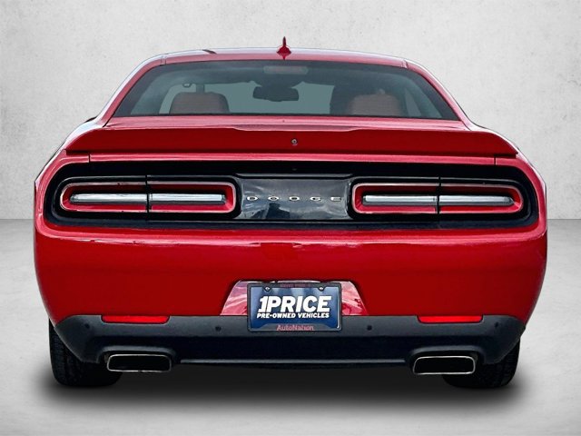 Used 2015 Dodge Challenger R/T Plus RWD image 4