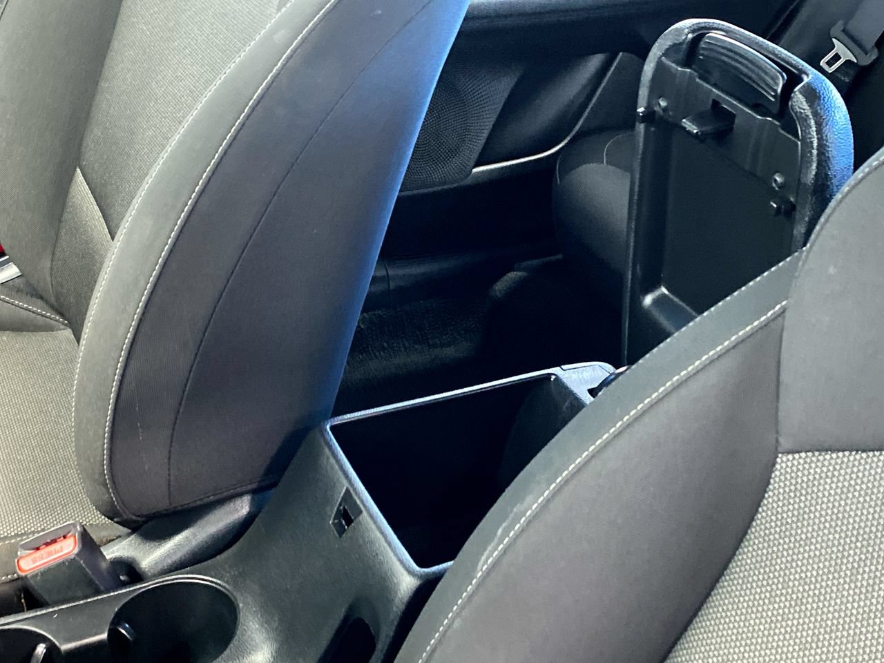 Certified 2024 Kia Forte LXS FWD image 27