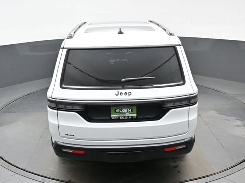 New 2026 Jeep Grand Wagoneer Limited image 22