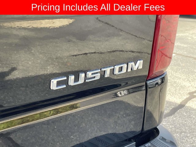 Used 2022 Chevrolet Silverado 1500 Custom Trail Boss AWD/4WD image 14