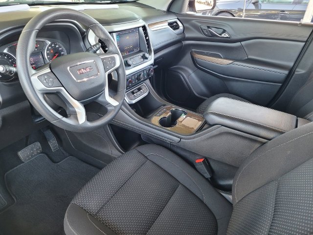 Used 2021 GMC Acadia SLE FWD image 10