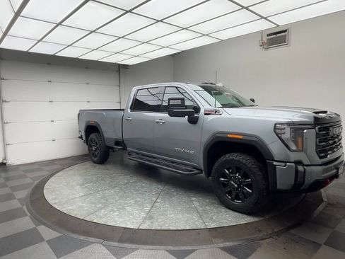 Certified 2024 GMC Sierra 2500 AT4 w/ Technology Package image 47