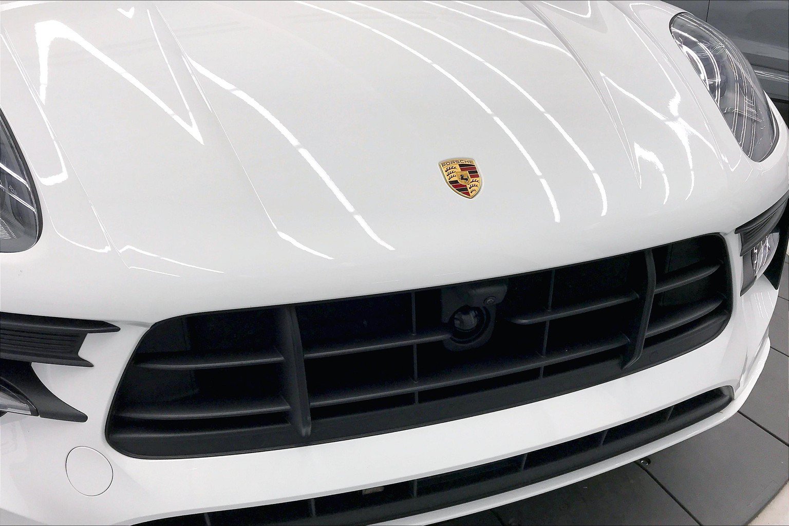 Used 2020 Porsche Macan GTS AWD/4WD image 27