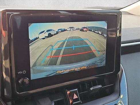 Used 2024 Toyota Corolla LE FWD image 6