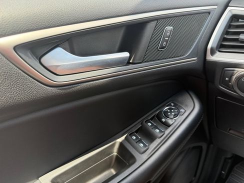 Used 2023 Ford Edge SEL w/ Convenience Package AWD/4WD image 26