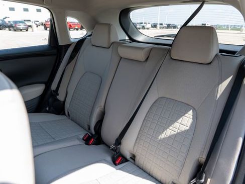 New 2026 Honda HR-V LX image 16