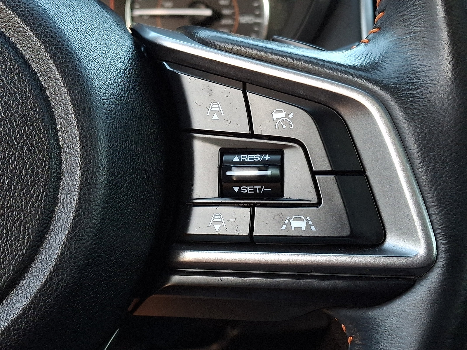Used 2019 Subaru Crosstrek 2.0i Limited w/ Moonroof Package w/Navigation AWD/4WD image 26