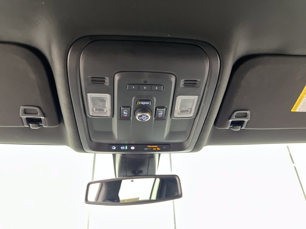 Used 2021 GMC Yukon XL Denali AWD/4WD image 68