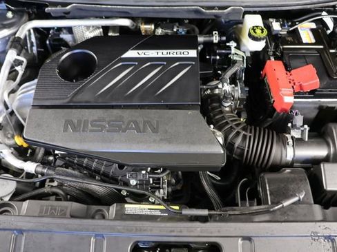 Used 2025 Nissan Rogue SL w/ SL Premium Package image 25