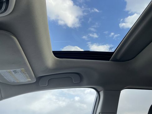 Used 2021 Subaru Outback Premium image 29