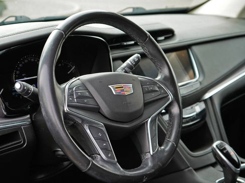 Used 2019 Cadillac XT5 Luxury image 11