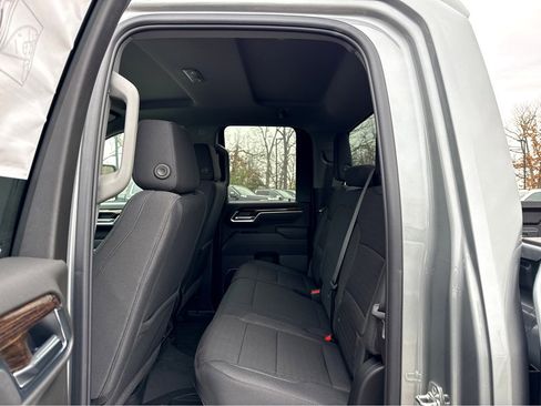 New 2026 GMC Sierra 2500 SLE w/ SLE Value Package; image 7