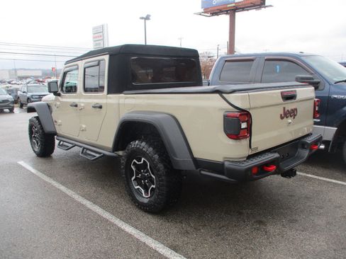Used 2022 Jeep Gladiator Rubicon w/ LED Lighting Group image 17