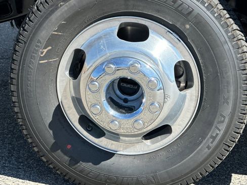 New 2026 Ford F350 Platinum image 34