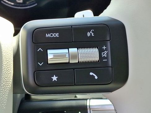 New 2026 Hyundai Santa Fe SE image 10