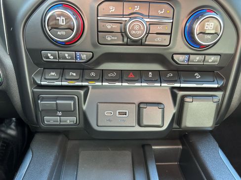 Used 2019 Chevrolet Silverado 1500 LTZ w/ LTZ Premium Package image 12