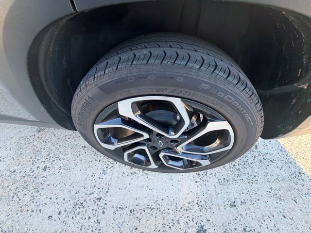 Used 2025 Chevrolet Trax RS w/ Driver Confidence Package FWD image 8