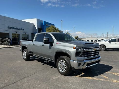 Used 2024 Chevrolet Silverado 2500 LTZ w/ LTZ Premium Package image 1
