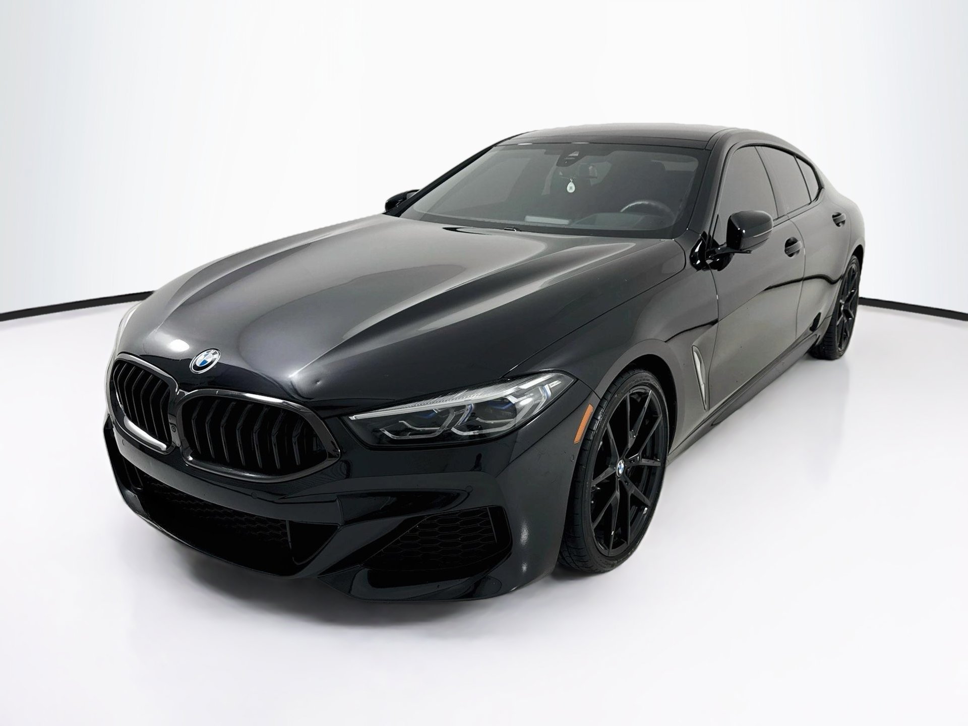 Used 2022 BMW 840i Gran Coupe w/ Comfort Seating Package RWD image 3