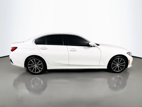 Used 2021 BMW 330i xDrive Sedan w/ Driving Assistance Package image 5